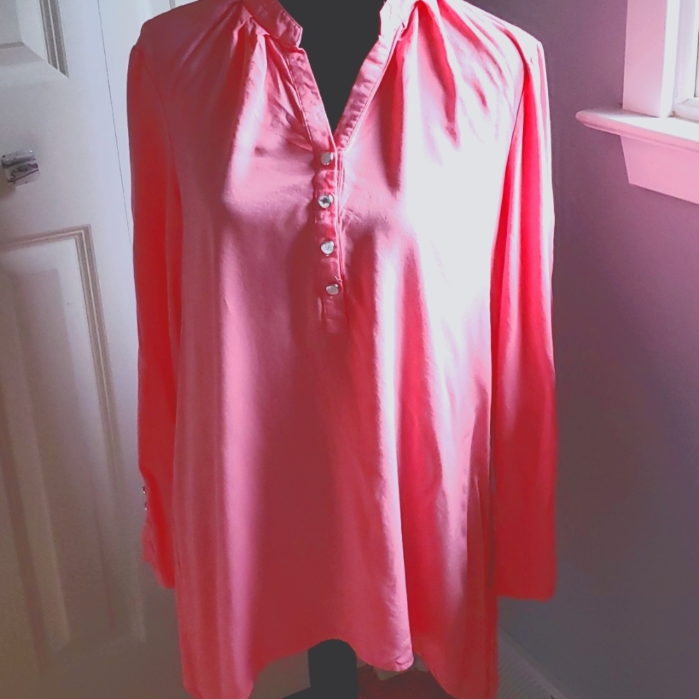 Spense coral color tunic blouse with long sleeves. Large